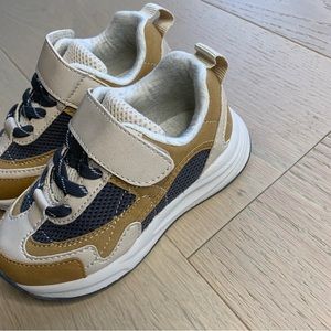 Zara toddler runners